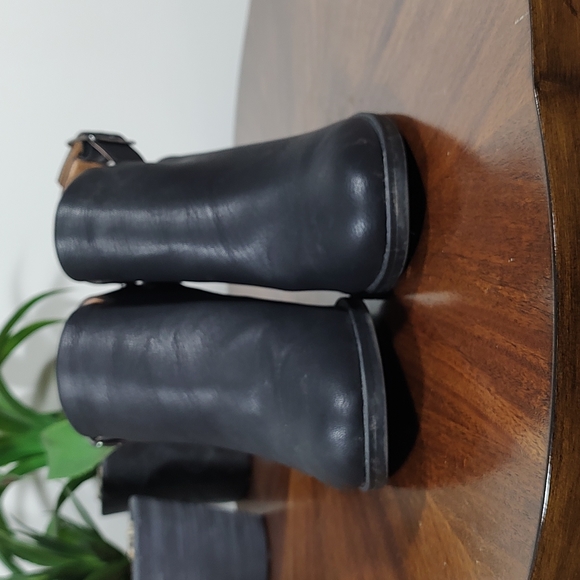 Boots: Faux Leather Slingback Closed Toe Booties - Picture 5 of 7